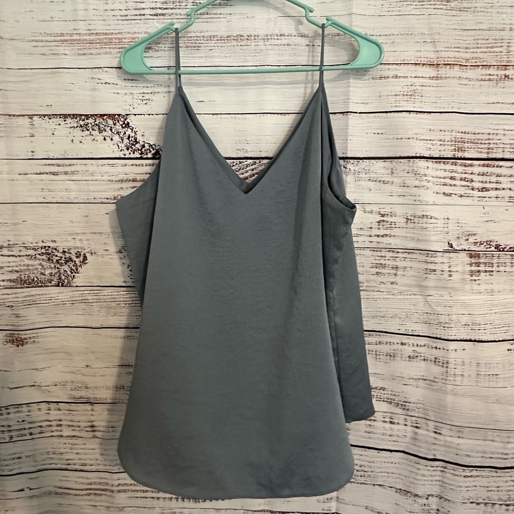 Express Downtown Cami. Steel blue. Size XL.